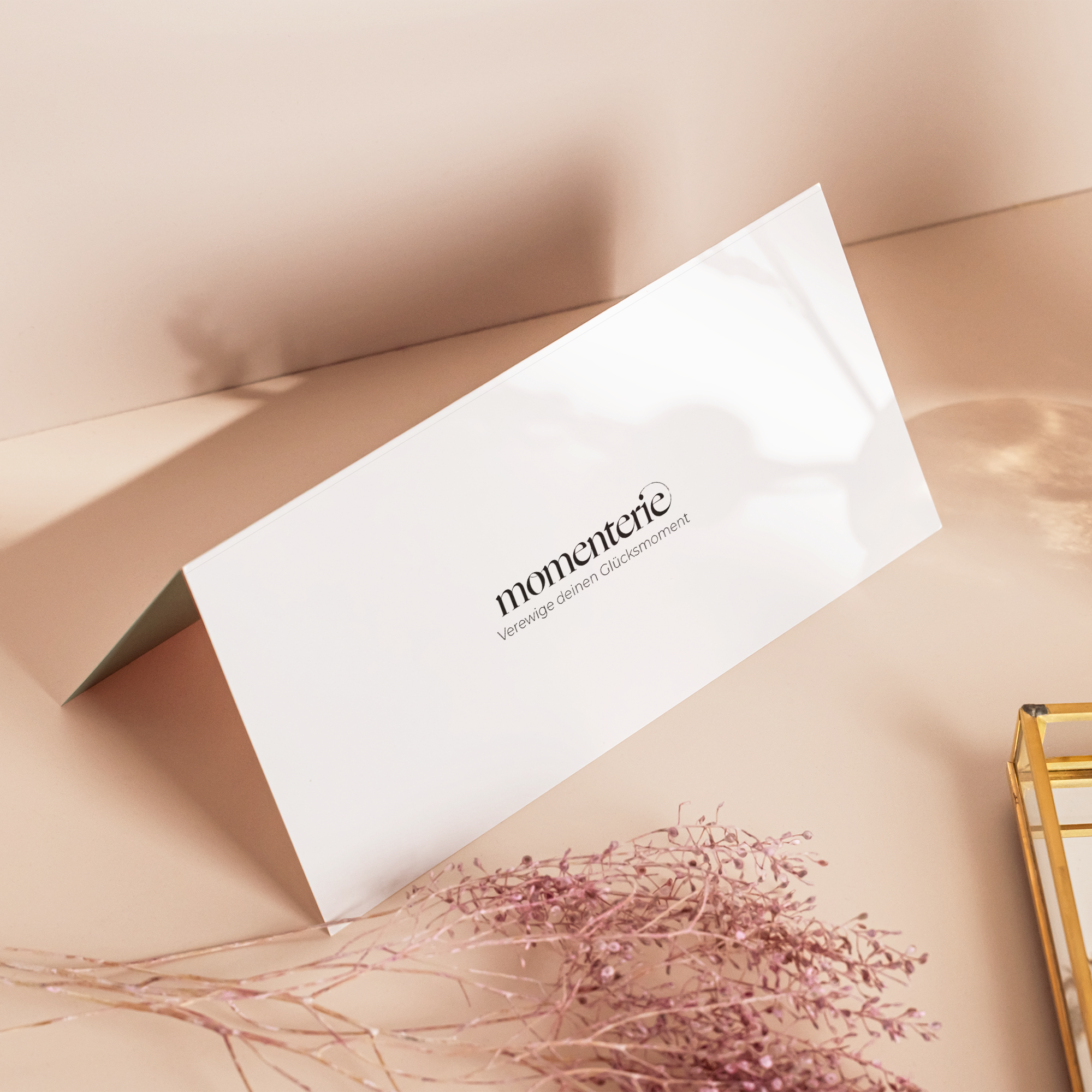 Momenterie Geschenkgutschein – digitaler Gutschein zum Verschenken für personalisierte Poster, Sternenkarten und Fotoprodukte